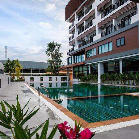 Ac Sportcenter Hotel Hat Yai Buitenkant foto